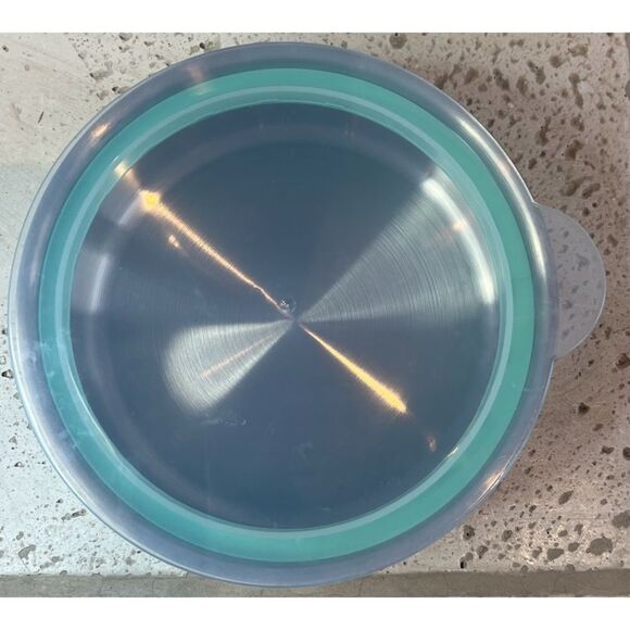 Sun Squad Stainless Steel Green Dog Bowl with Travel Lid Holds 4 Cups - Picture 4 of 8